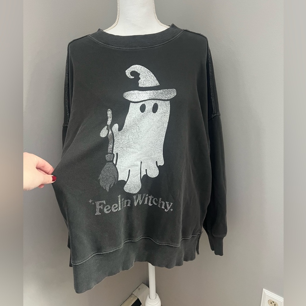 Aerie Big Chill Crew Halloween “Feelin Witchy” Oversized Sweatshirt - Picture 10 of 13